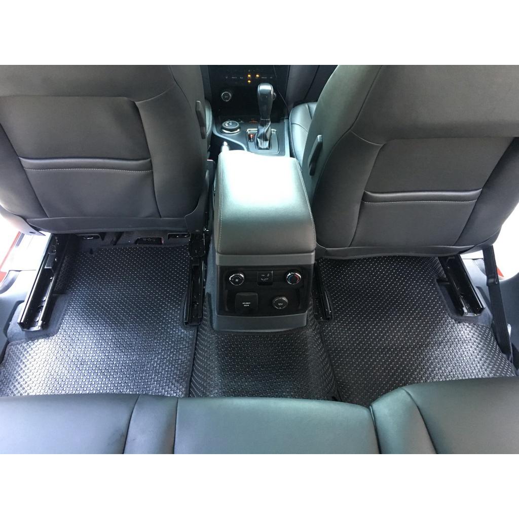 Thảm lót sàn ô tô KATA cho xe Ford Everest - Khít với sàn xe, Chống thấm, Không mùi, Không ẩm mốc