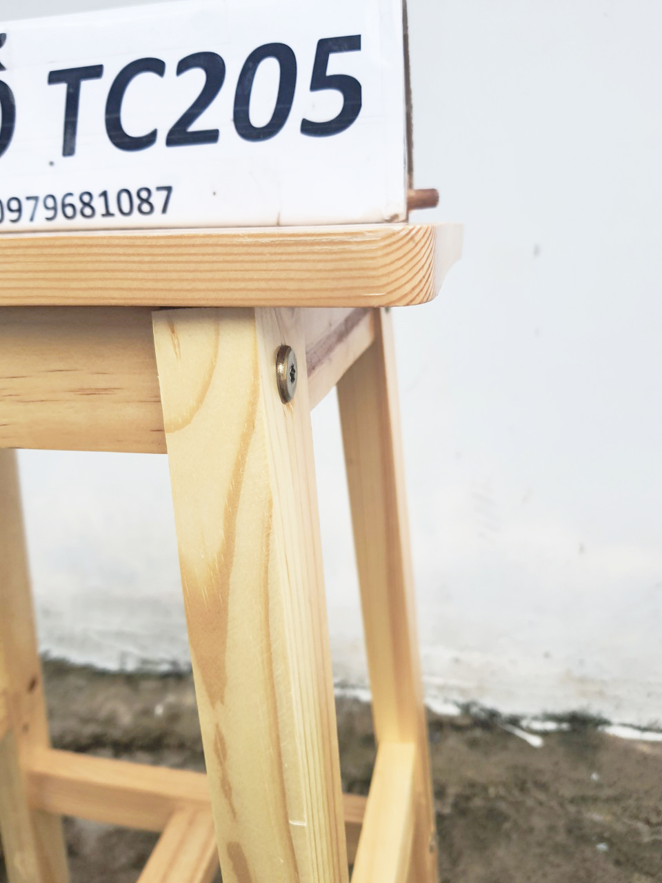 Ghế bar TC205 gỗ tự nhiên cao 60cm - Bar stool