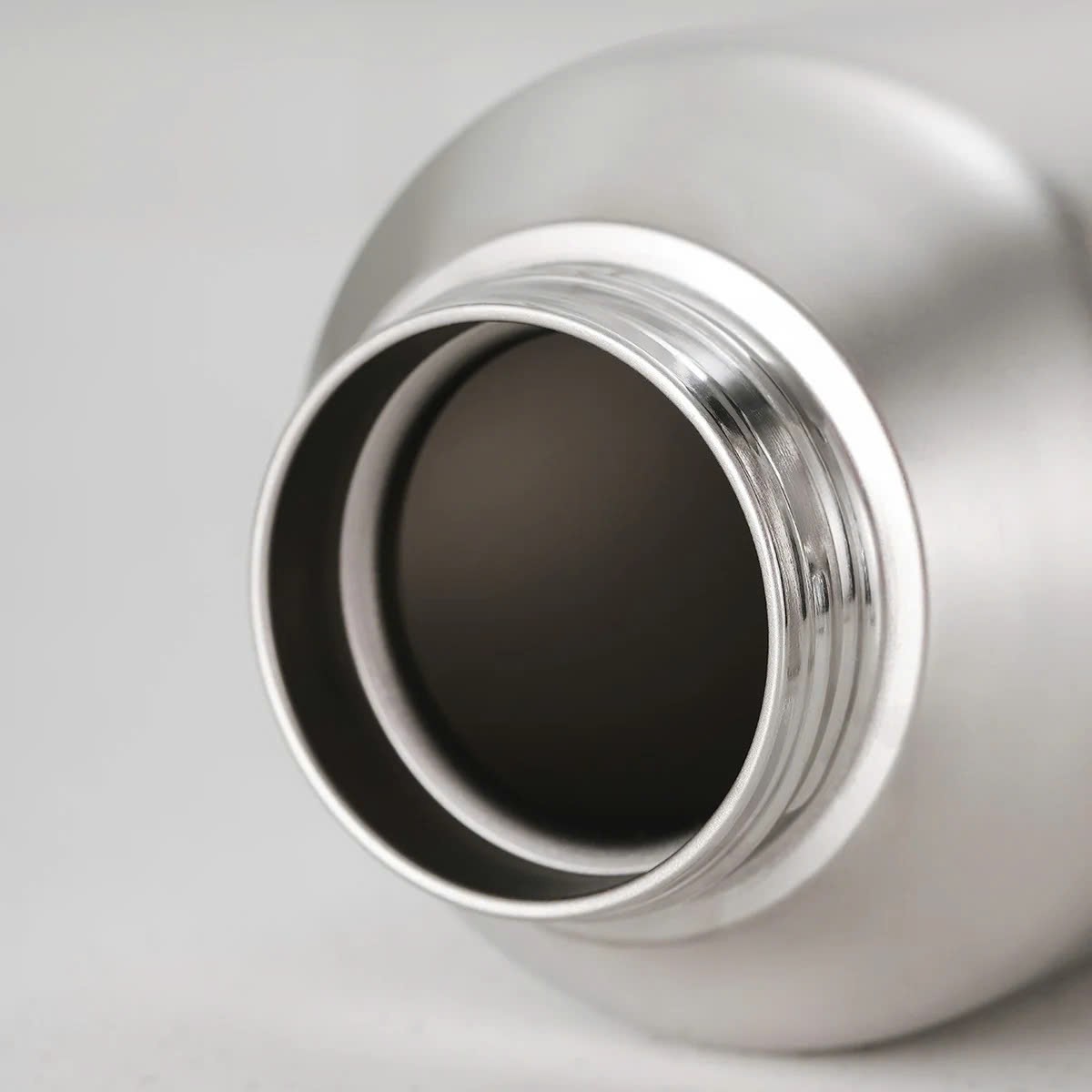 Bình giữ nhiệt Titanium Keith Ti3105 900ml