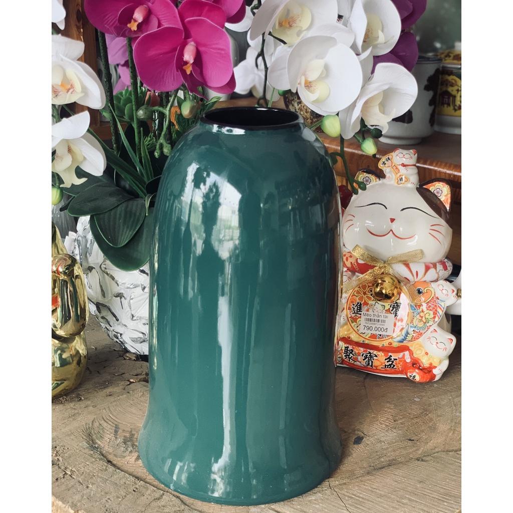 Bình hoa gốm sứ cao cấp.
