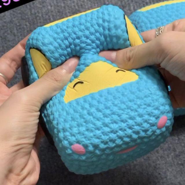 Squishy bánh kem xe siêu mềm thơm