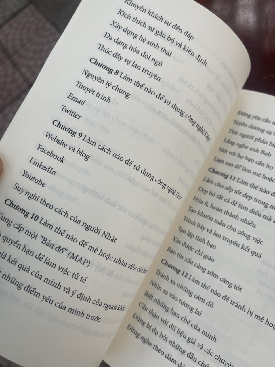 MÊ HOẶC – Phương Nam Book – NXB Thế Giới