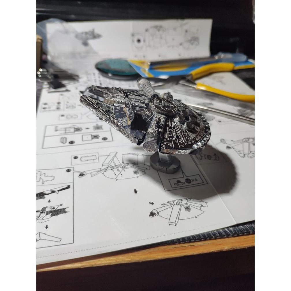 Mô Hình Lắp Ráp 3d Phi Thuyền Millennium Falcon YT-1300F