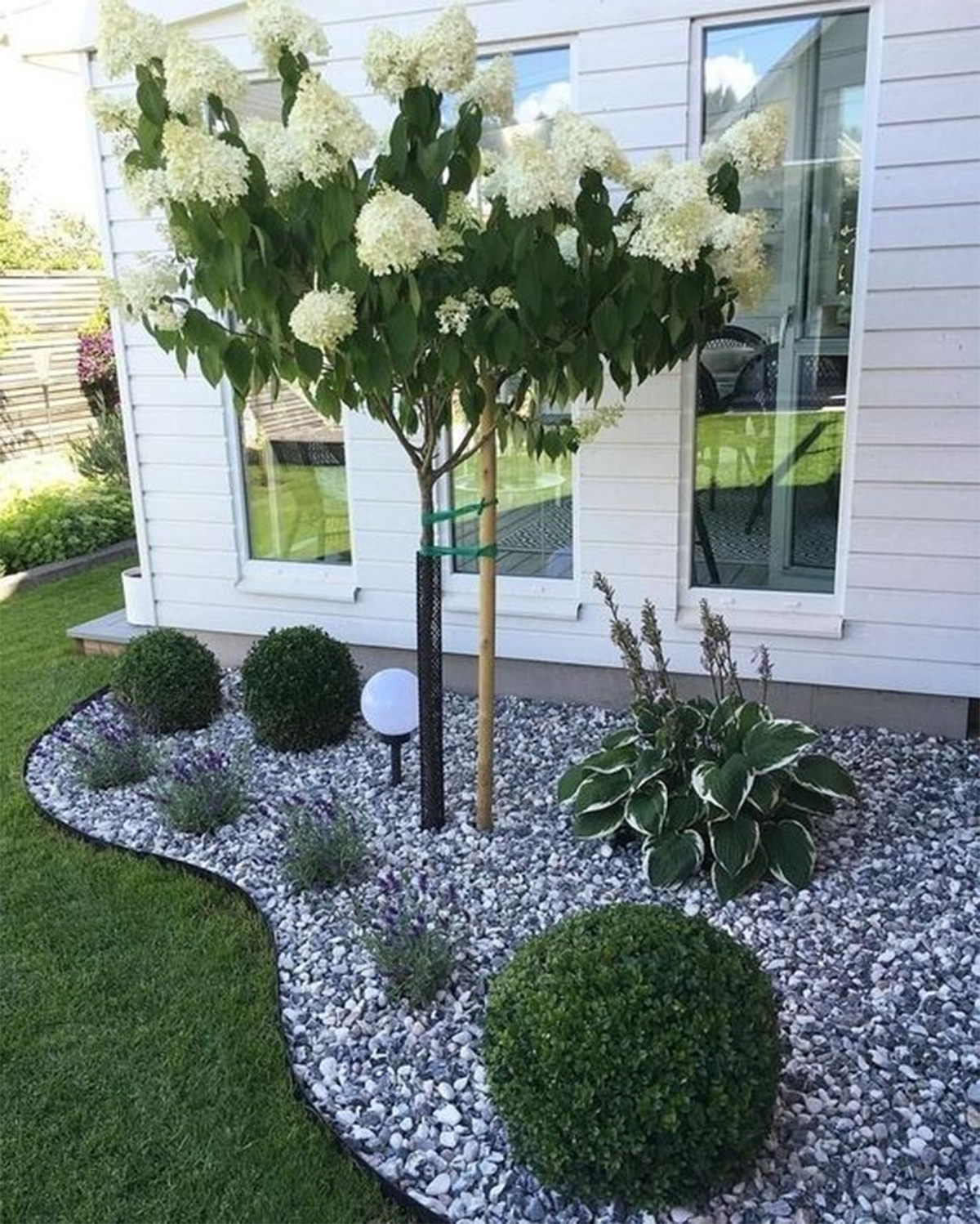Cạnh, Viền Chắn Cỏ Trang Trí Sân Vườn. Nhựa HDPE Cao Cấp. Cuộn Dài 10 mét. Dùng Tạo Hình, Ngăn Cách Các Vật Liệu, Làm Lối Đi Rải Sỏi, Phân Luống Cây Trồng. Bền Hơn 10 Năm