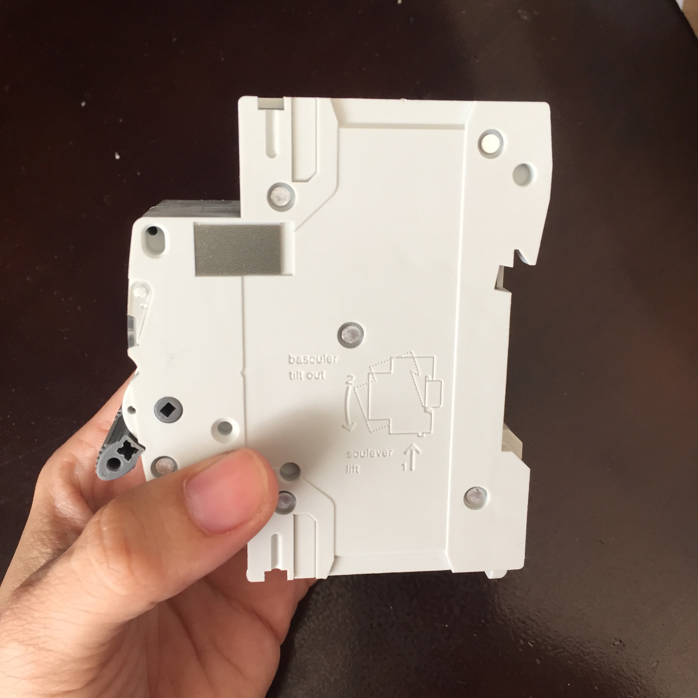Cầu dao điện một chiều CB DC Bộ ngắt mạch cho Solar Năng Lượng Mặt Trời GIVASOLAR GEYA GYM9 DC 500V