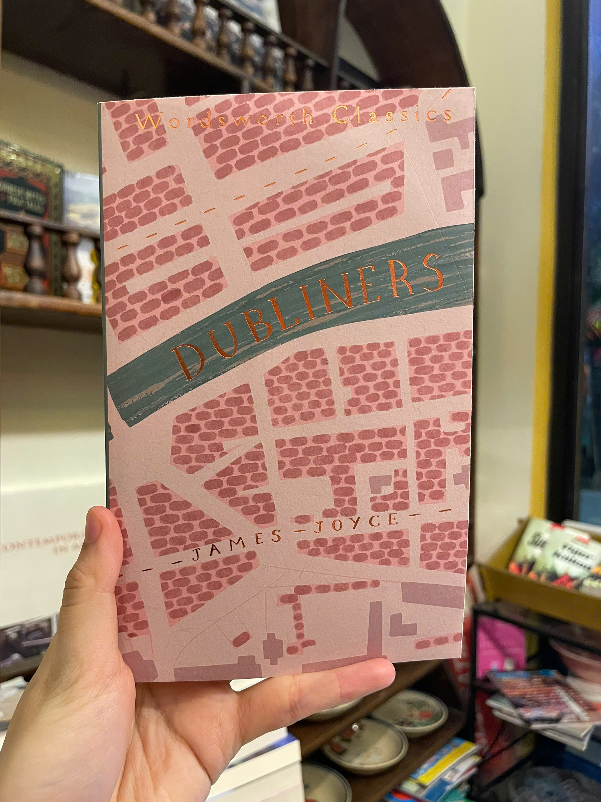 Sách - Dubliners by James Joyce - Classics/Fiction/Short Stories book in English - Sách Ngoại Văn