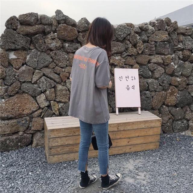 Áo thun tay lỡ form rộng