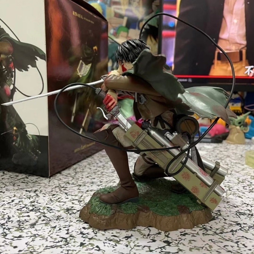 Mô Hình Nhân Vật Levi Ackerman - Trong Phim Attack On Titan - Cao 18cm - Trang Trí Bàn Làm Việc