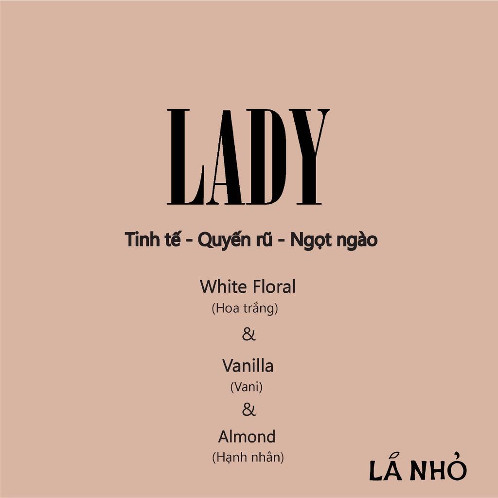 - Nến thơm LÁ NHỎ - Lady ( White Floral - Vanilla - Almond) - Tinh tế - Quyến rũ - Ngọt ngào