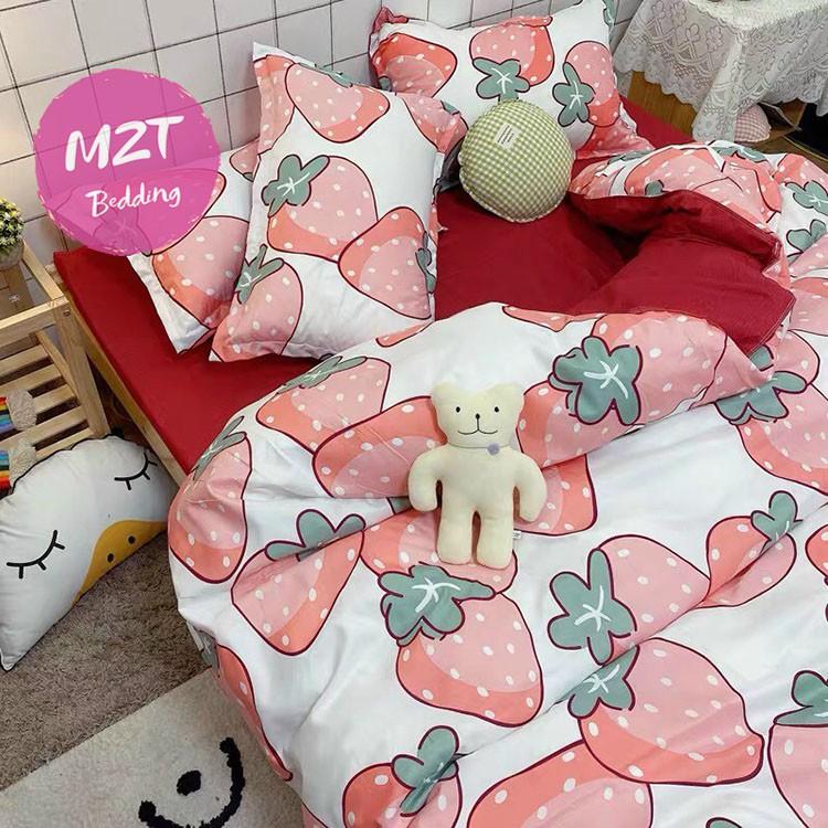 Bộ chăn ga cotton poly M2T Bedding chăn ga Hàn Quốc họa tiết dâu tây đỏ đủ size