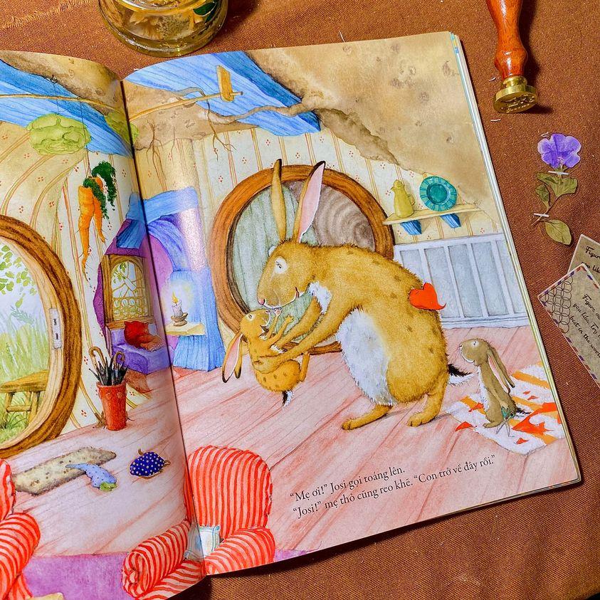 Sách - Nhà mình thích ở bên nhau