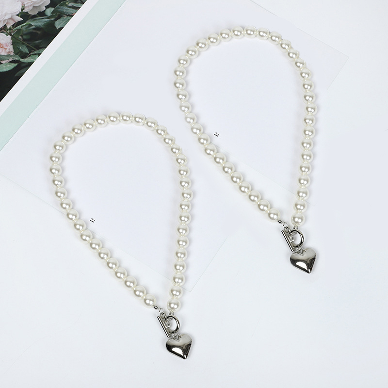 Vòng cổ ngọc trai trái tim