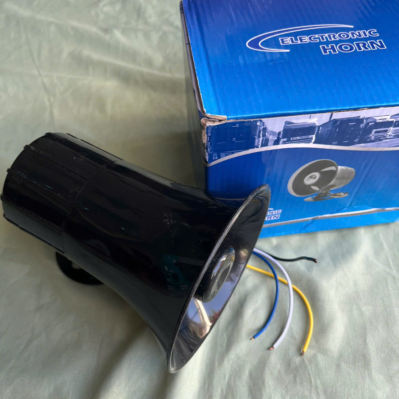 Còi Xi Nhan, Còi Lùi Xe Tải Có Giọng Nói Xin Nhường Đường 12V-24V  Cao Cấp – Loại Tốt, Độc Đáo ĐÈN PHA LED