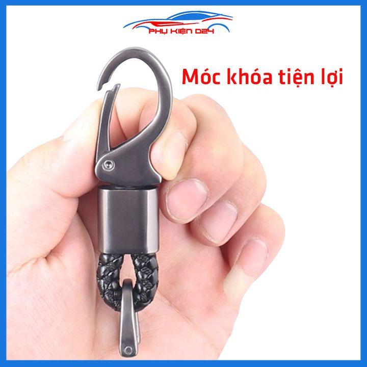 Ốp vỏ bọc chìa khóa xe Hilux 2018 bản chìa gập sợi nhựa cacbon kèm móc treo Inox