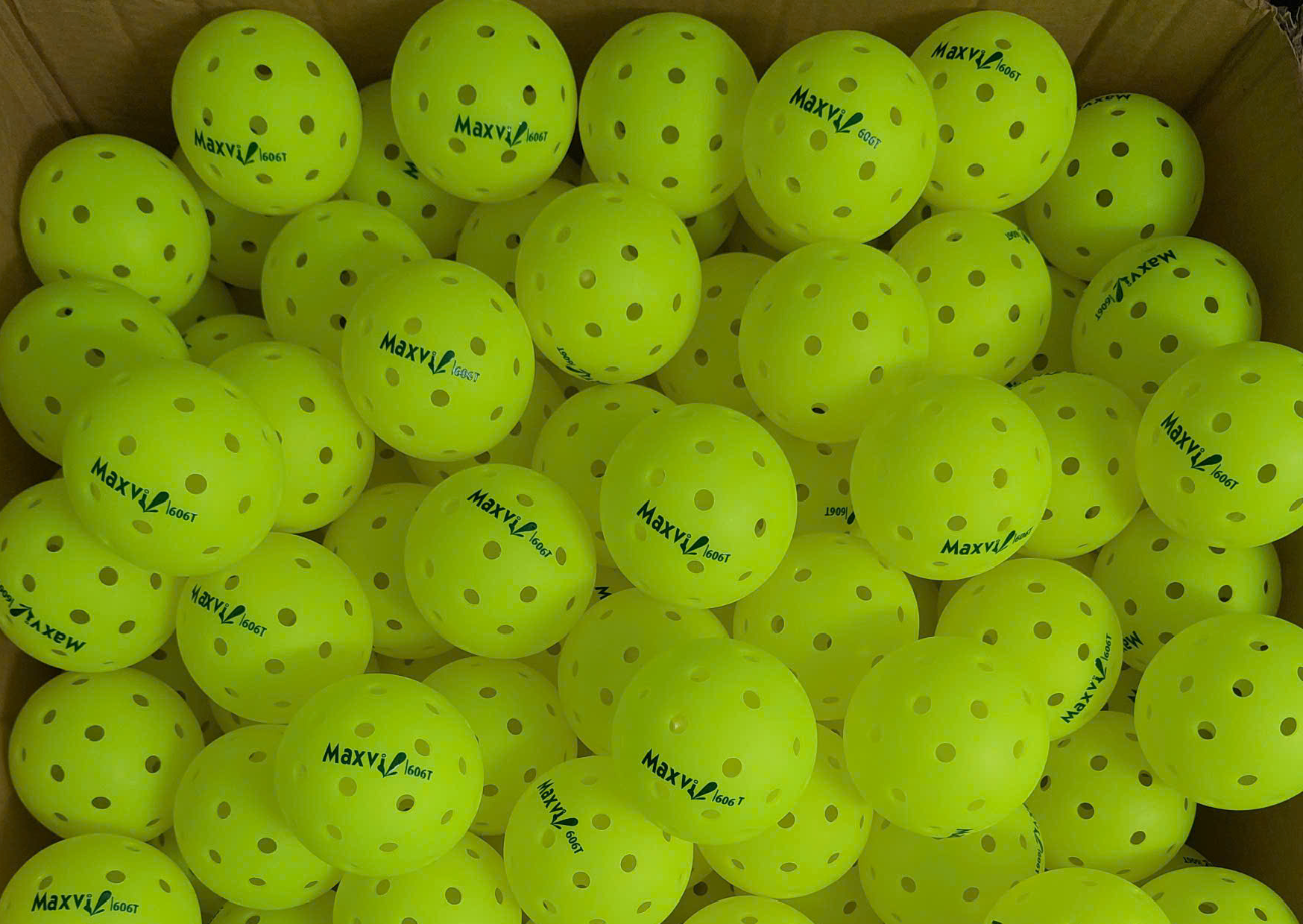 BÓNG PICKLEBALL MAXVI 606T - DÀNH CHO THI ĐẤU - 100% NHỰA PE