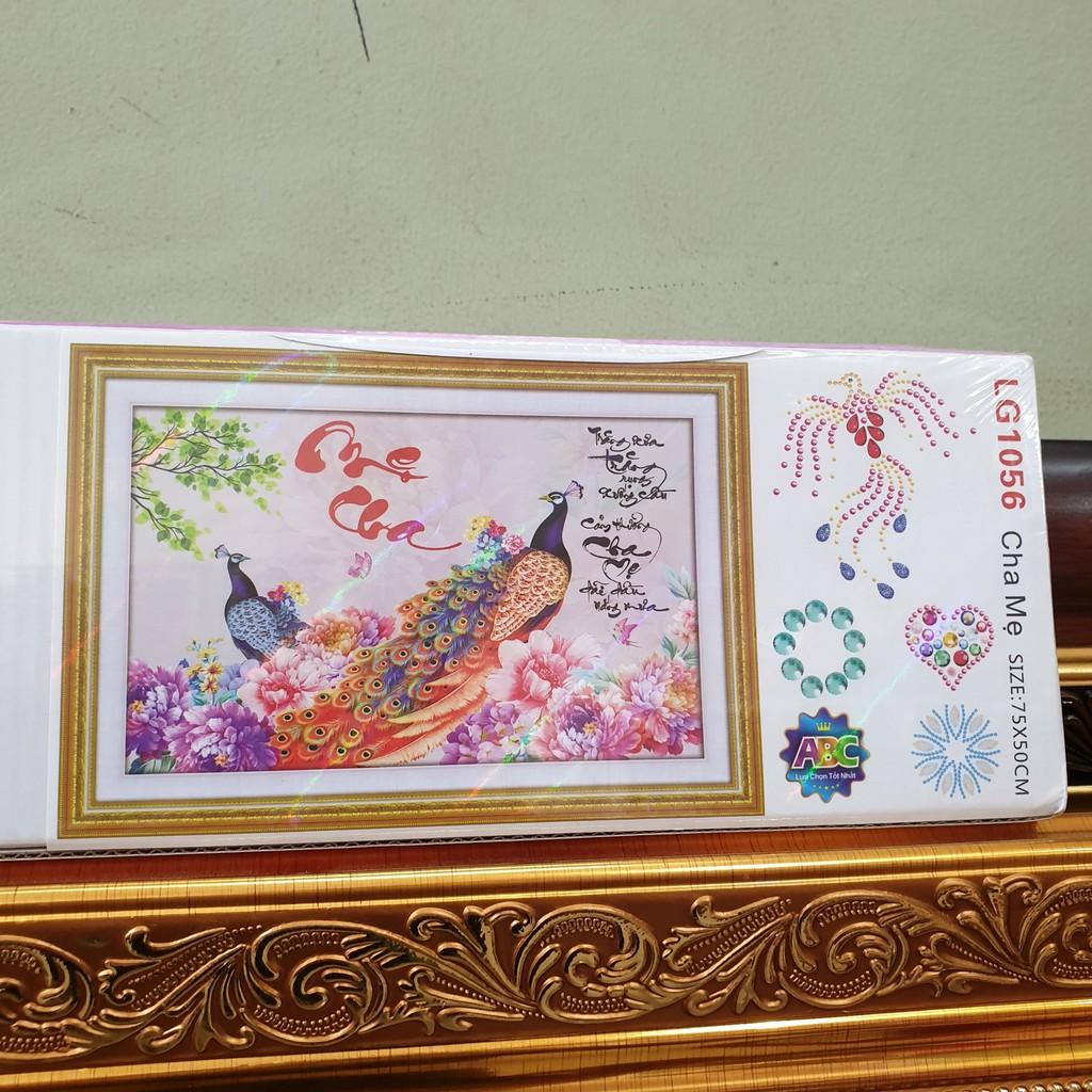 Tranh Đính Đá CHA MẸ (ĐÁ ABC CAO CẤP). Kích Thước: 75cm x 50cm