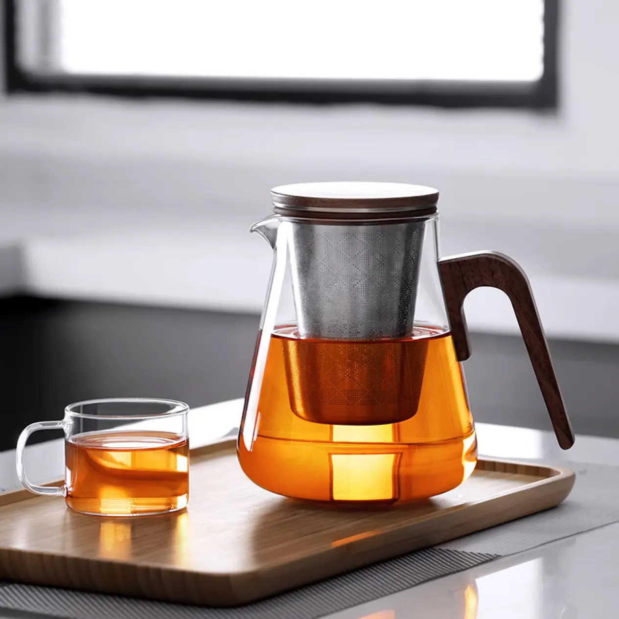 Ấm trà thủy tinh chịu nhiệt có lọc trà bằng Inox samaglas BC11 800ml - Ấm trà hiện đại Samahome Shop