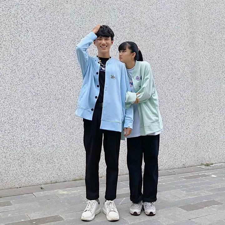 Áo hoodie loang hoạt hình năng động