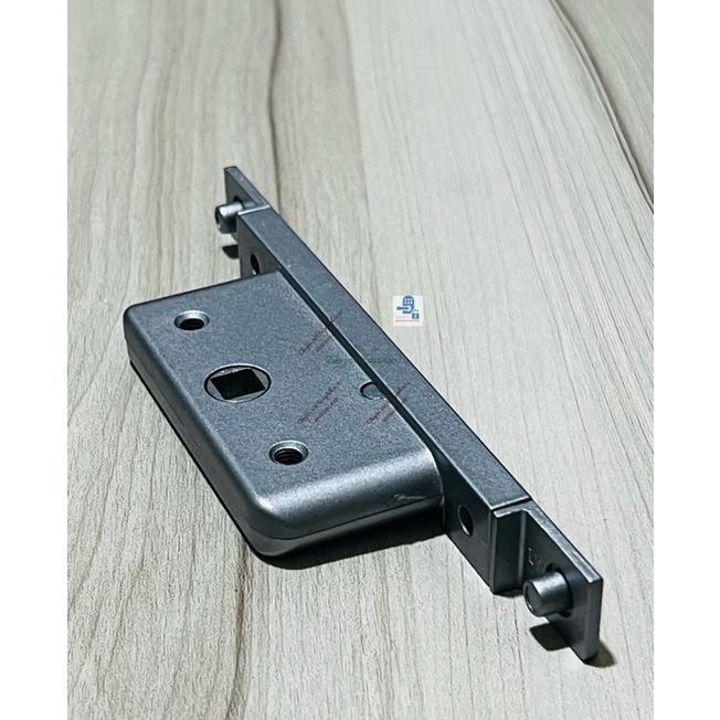 Ô chia chuyển động xếp trượt nhôm xingfa