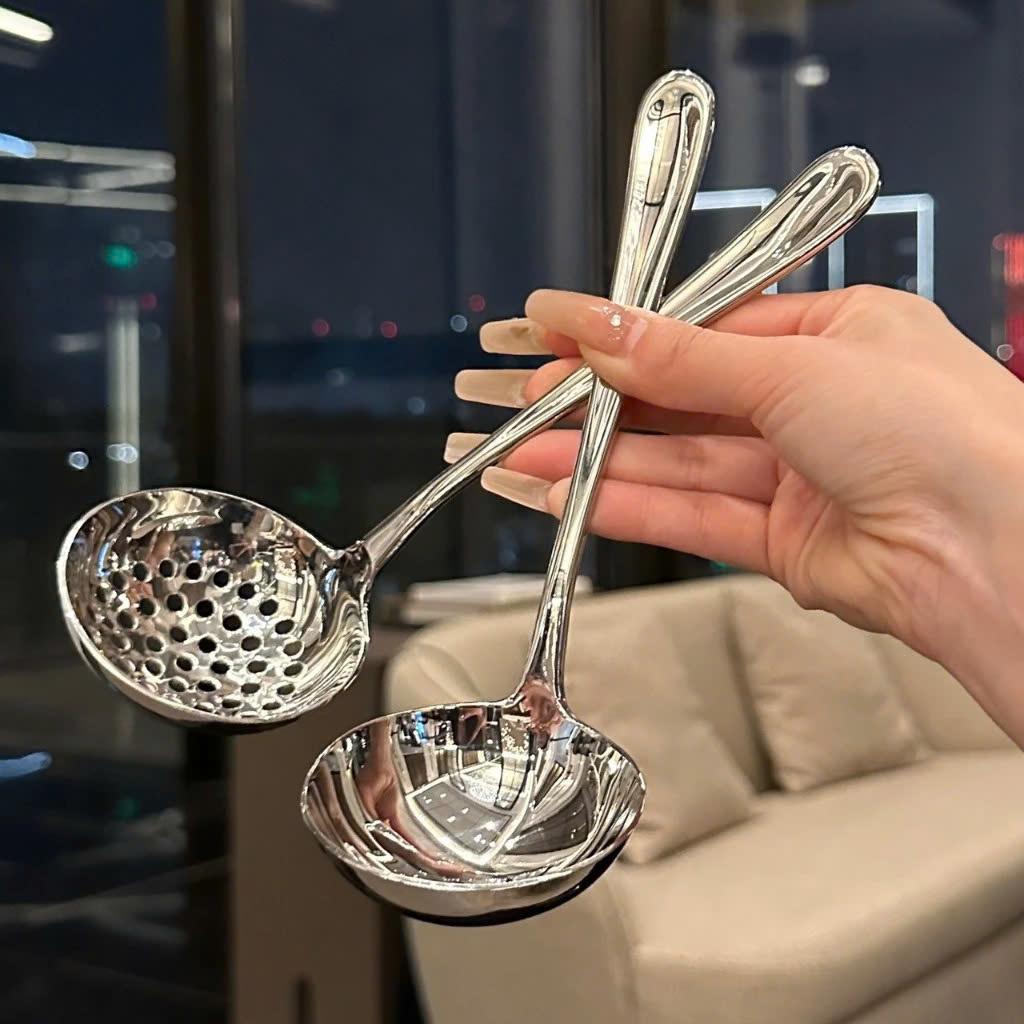 [Hàng chính hãng] Muôi lẩu thủng size trung [RK138]