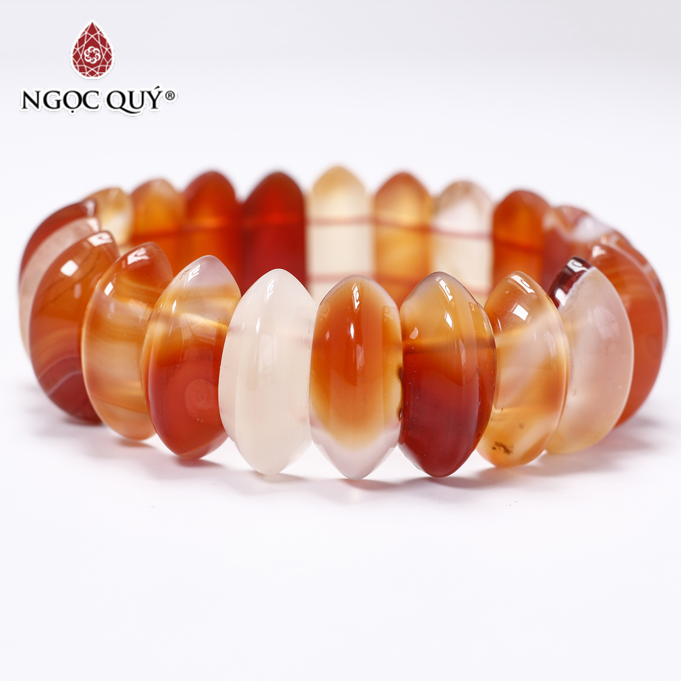 Vòng mã não đỏ nanh hổ mệnh hỏa thổ - Ngọc Qúy Gemstones