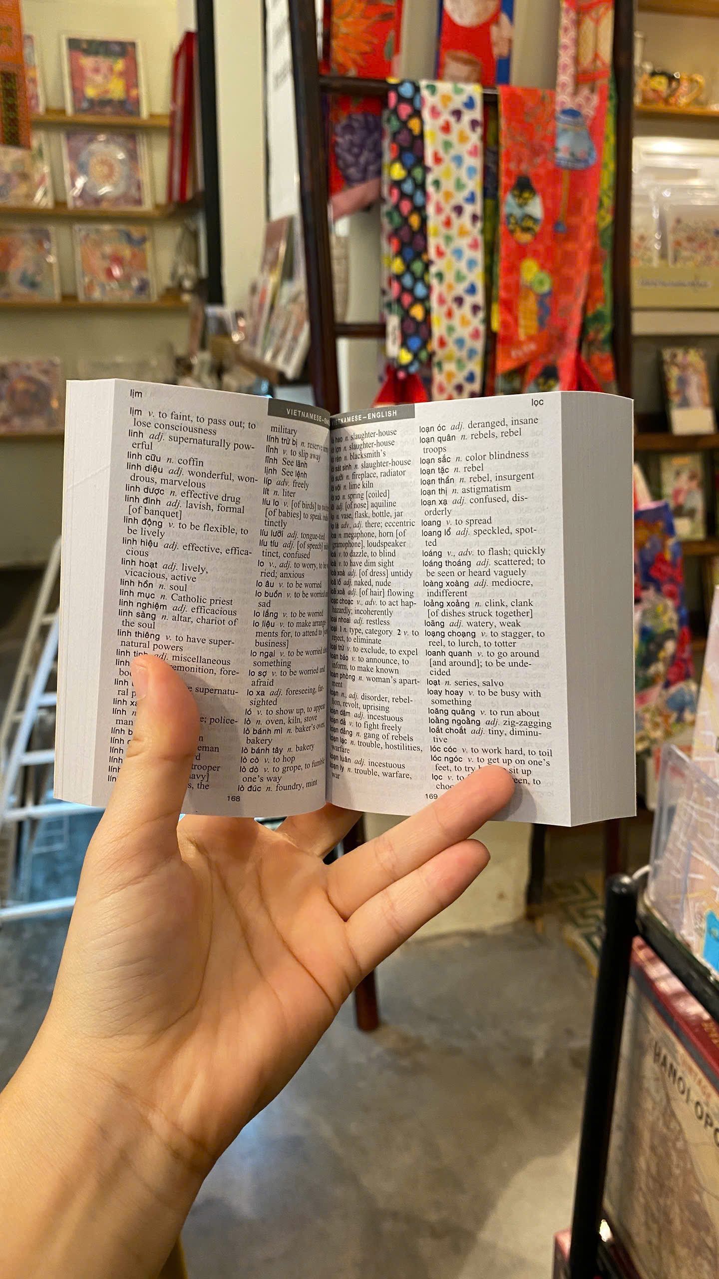 Sách - Pocket English-Vietnamese-English Dictionary | Từ điển Anh Việt / Việt Anh / Khổ nhỏ bỏ túi
