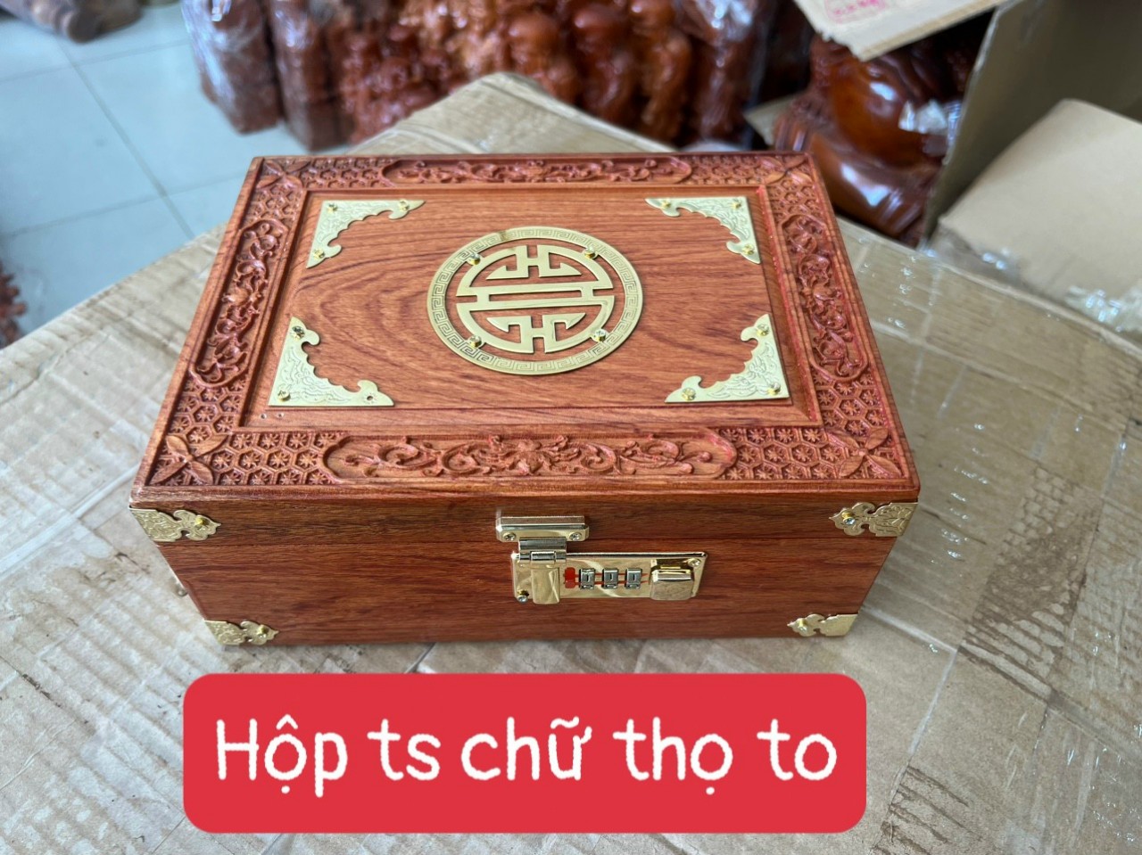 Hộp đựng tiền tiết kiệm,hộp trang sức,đựng con d#ấu con ty mẫu chữ Thọ loại lớn gỗ hương cao cấp