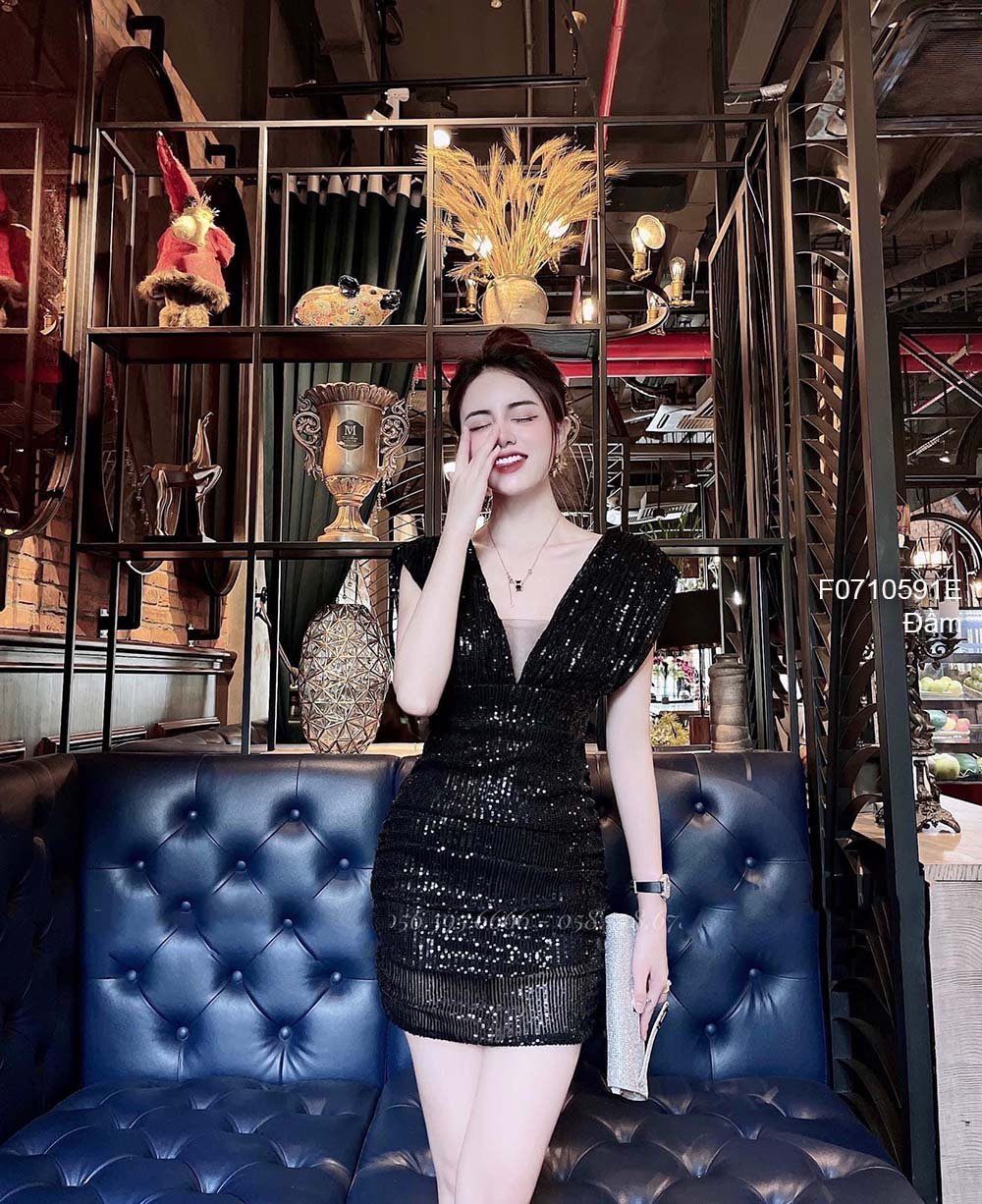 Đầm body kim sa sát nách KE0710