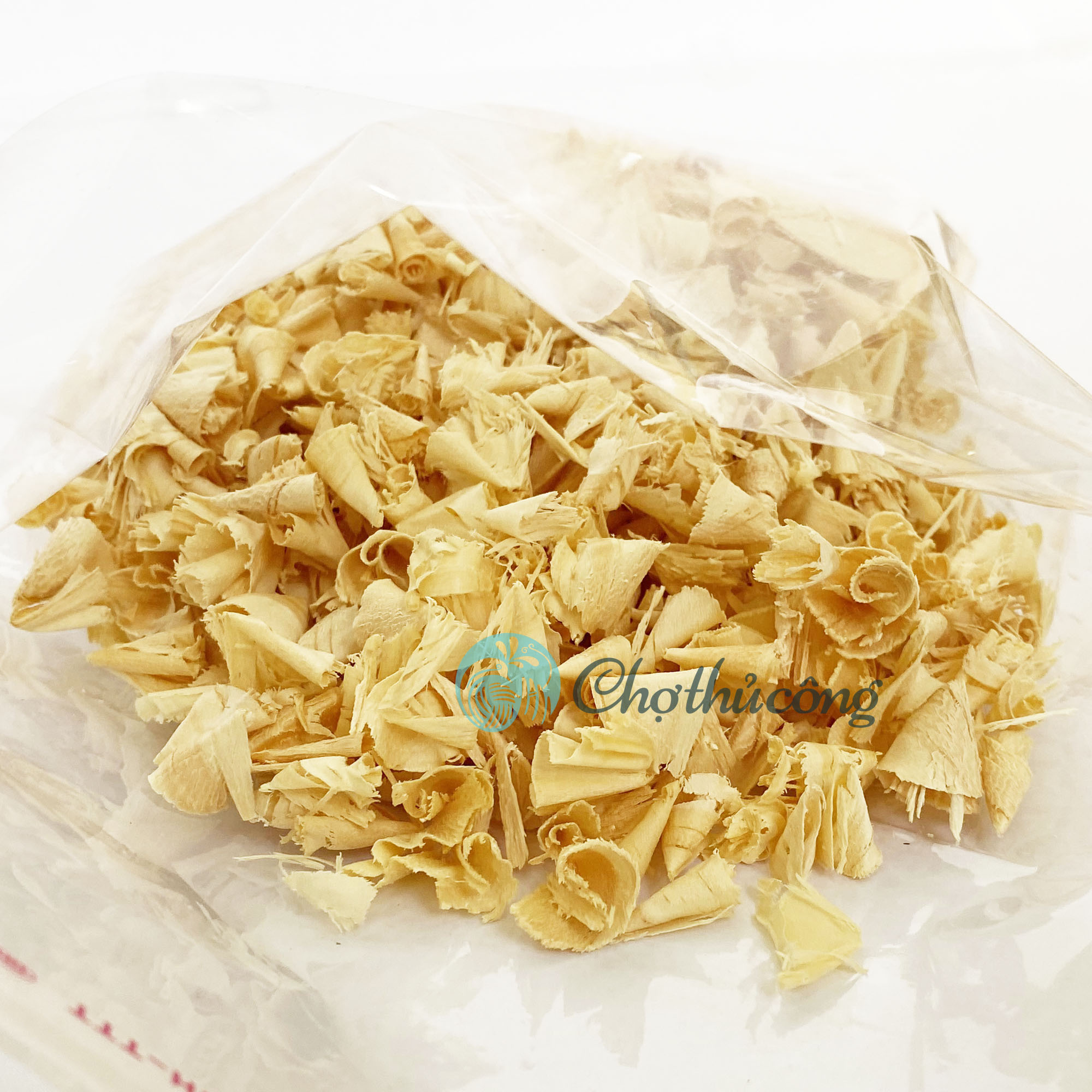 Mùn cưa thơm mùi gỗ thông tự nhiên, mùn cưa lót chuồng hamster - mùn gỗ sạch trồng cây, trồng nấm 500gr