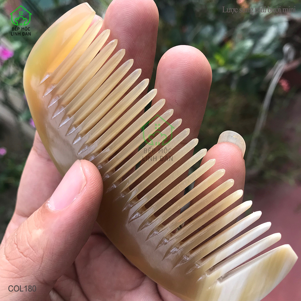 Lược Sừng Múi Bưởi Mini Phụ Kiện Bỏ Túi Tiện Dụng