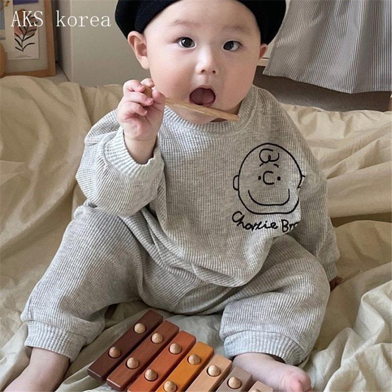 Bộ quần áo dài tay thu đông cho bé trai in chú chó, đồ thu đông cho bé trai thun tổ ong mặc nhà sumo kids 7kg đến 17kg