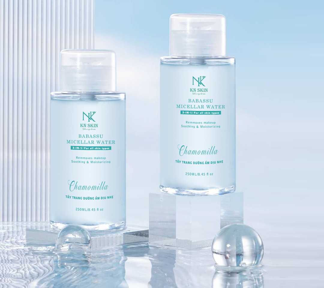 TẨY TRANG DƯỠNG ẨM DỊU NHẸ KN SKIN,tẩy đi lớp trang điểm,kết hợp thành phần nuôi dưỡng da không gây khô da,không kích ứng,phù hợp với mọi loại da nhạy cảm nhất