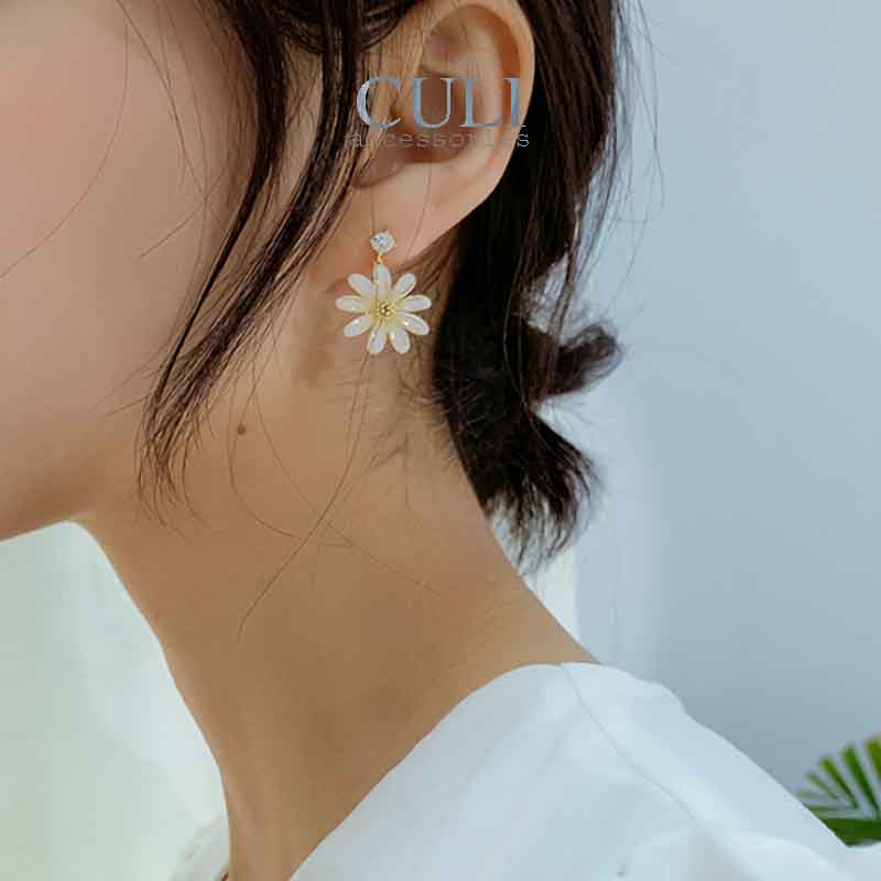 Khuyên tai hình hoa cúc xinh xắn HT663 - Culi accessories