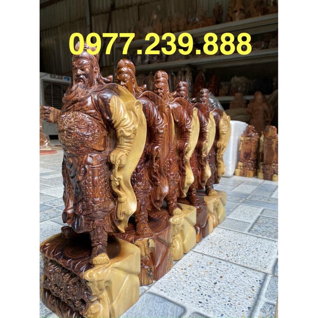 Tượng quan công gỗ cẩm lai 50cm