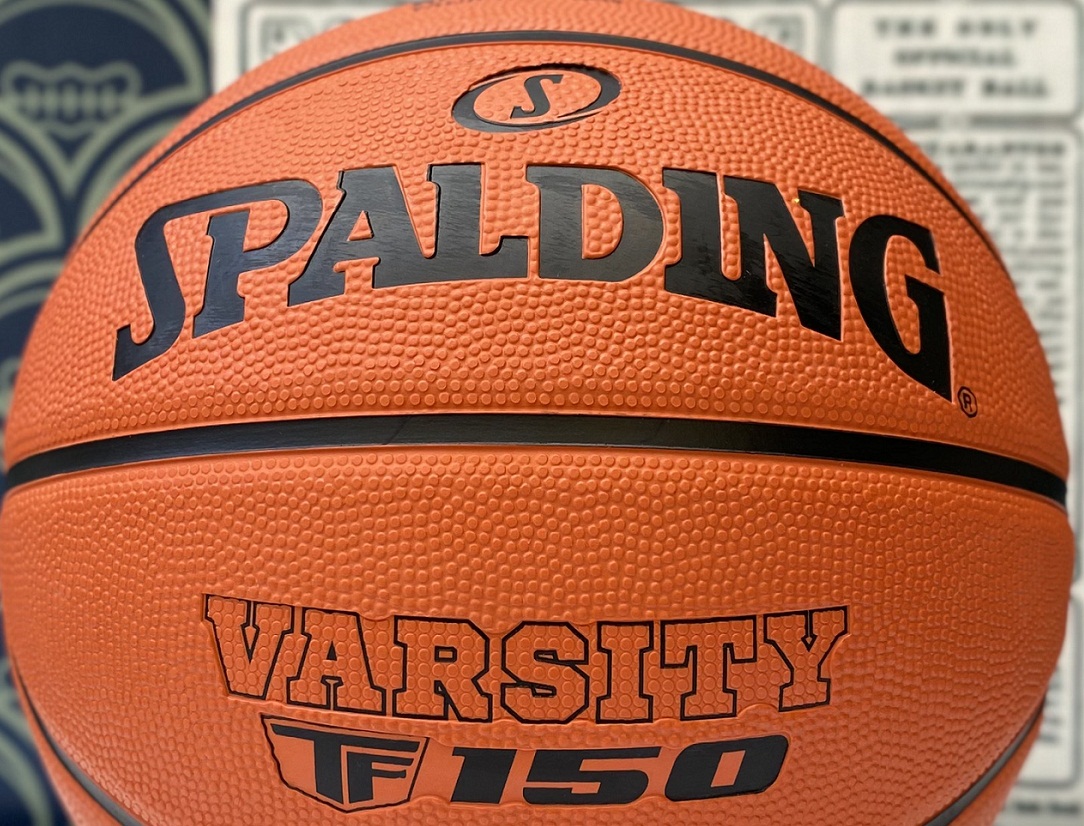 Bóng rổ Spalding Varsity TF150 Size 7 cao su phù hợp trong luyện tập và thi đấu + Tặng bộ kim bơm bóng và lưới đựng bóng