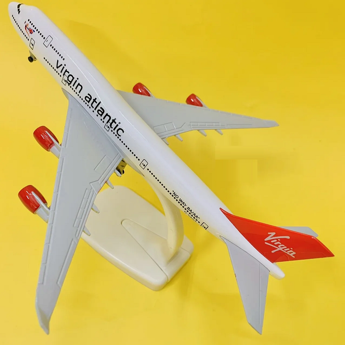 Mô hình máy bay tĩnh B747 Virgin Atlatic 20cm có bánh xe