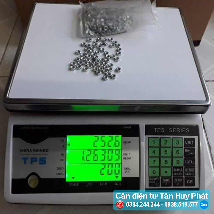 Cân điện tử đếm mẫu Vibra TPS 3kg/ 6kg/ 15kg/ 30kg, Màn hình LCD nền xanh dễ quan sát, Pin sạc dùng 80h liên tục, Đĩa cân tháo rời dễ dàng vệ sinh khi sử dụng