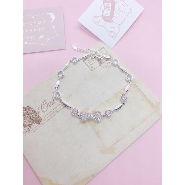 Lắc tay bạc nhỏ nhỏ dành cho nữ