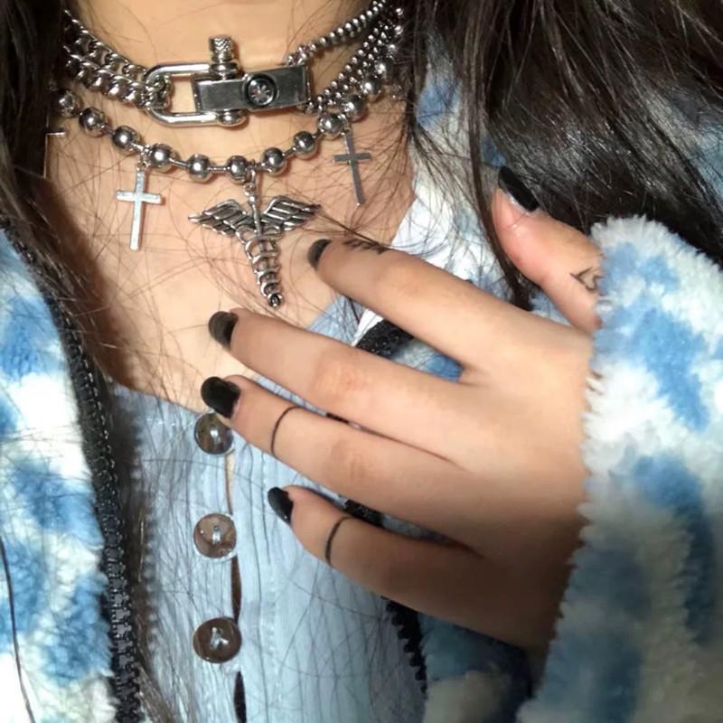 Vòng Cổ Choker Hình Thánh Giá Cá Tính Cho Nữ
