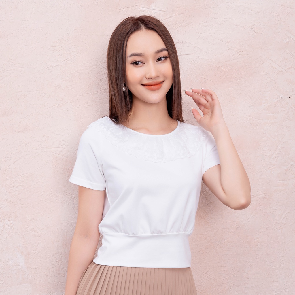 Áo Thun Nữ Ngắn Tay Hai Màu Đen Trắng UK Fashion Thiết kế cổ tròn phối họa tiết, vải nhập hàn cao cấp NKAT2201006