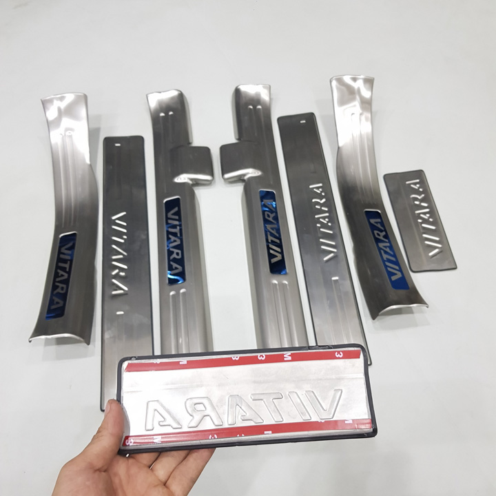 Bộ Ốp bậc cửa, Nẹp bước chân INOX dành cho xe Suzuki Vitara 2015-2019