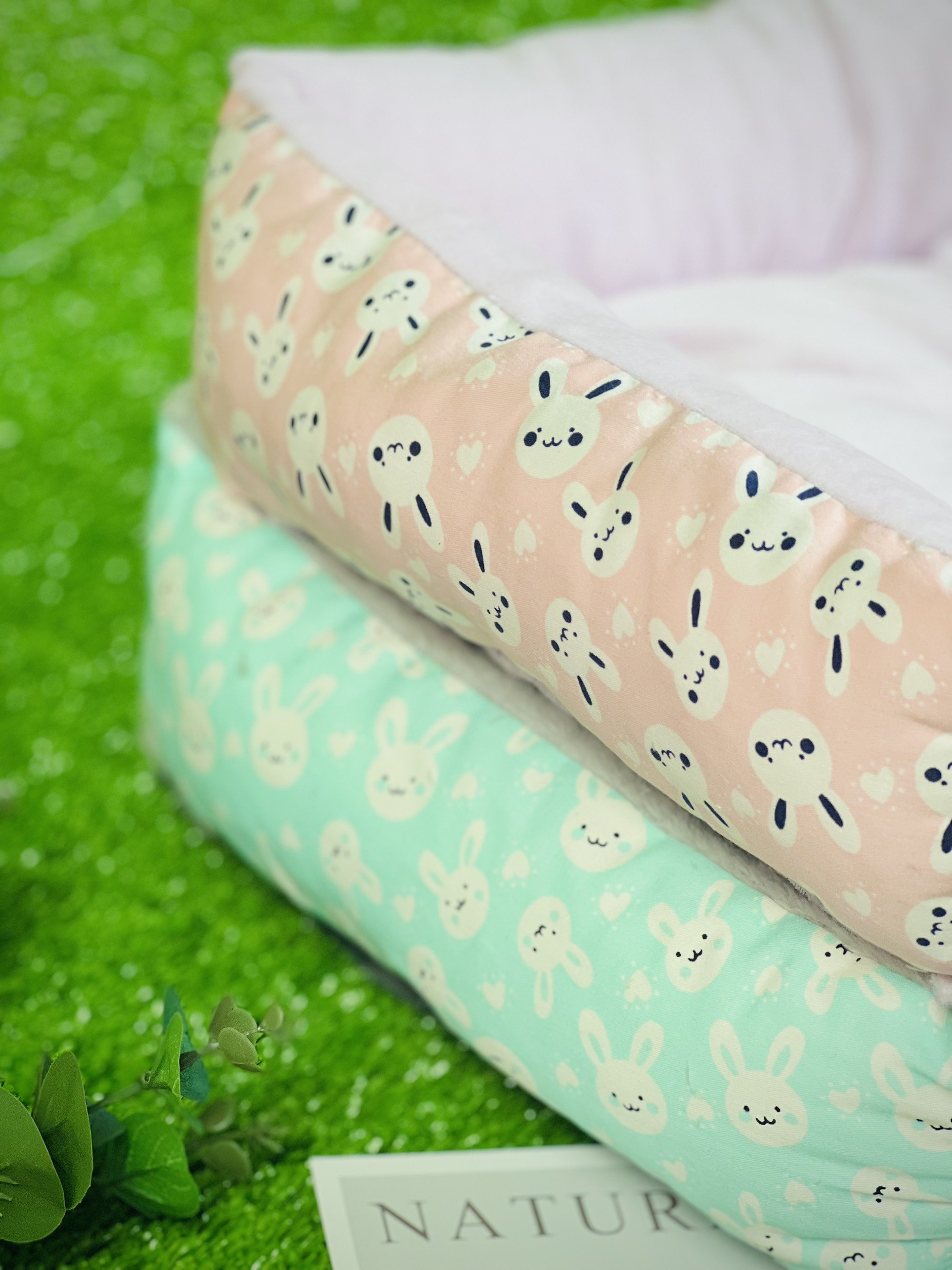 NỆM CHO CHÓ MÈO - NỆM VUÔNG HOẠ TIẾT HÌNH THỎ CON