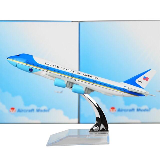 Mô hình máy bay B747 Air Force One 16cm