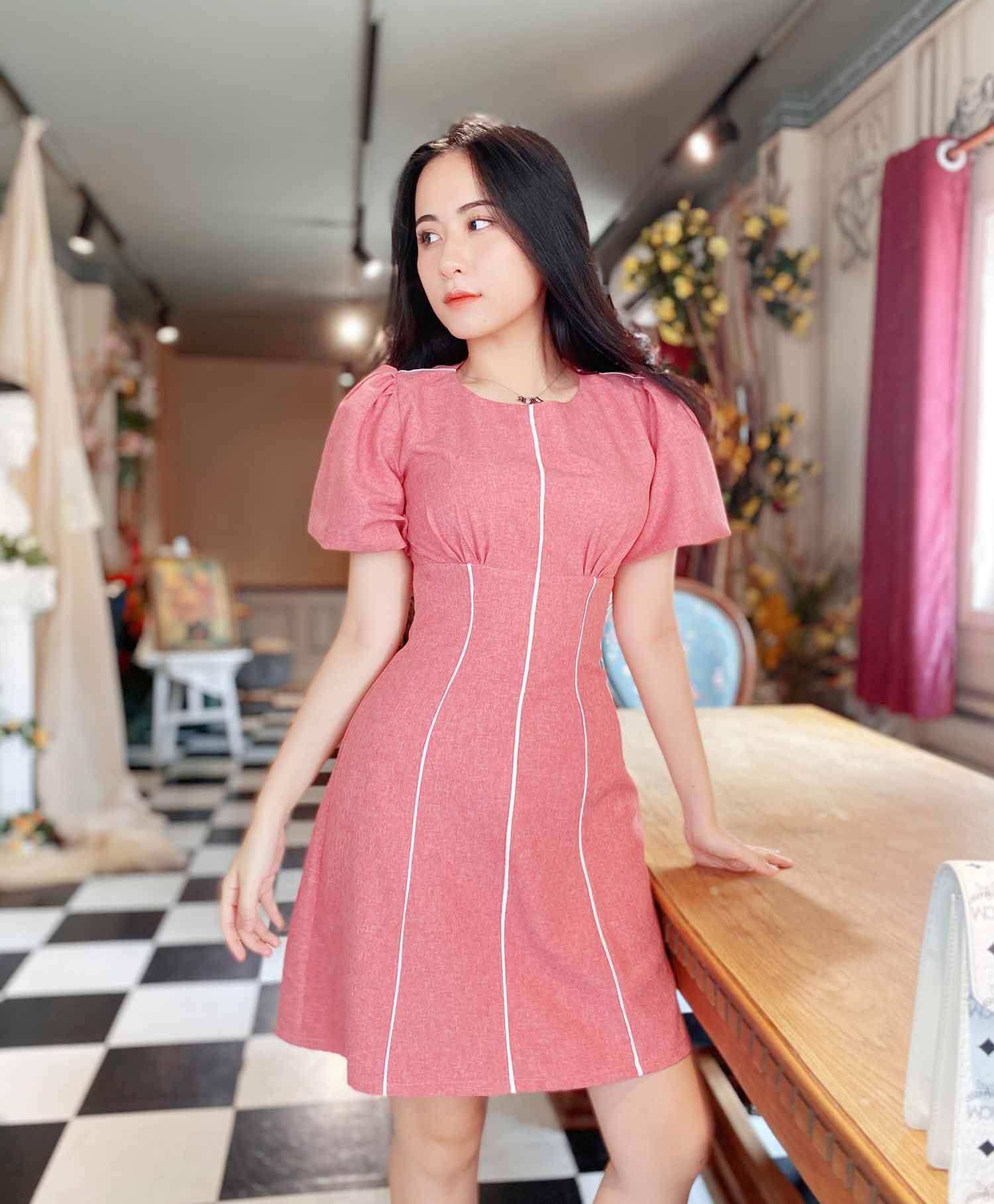 Đầm công sở đỏ hồng đẹp thiết kế thanh lịch dáng chữ a tay ngắn thời trang eo tôn dáng cho nàng nấm lùn