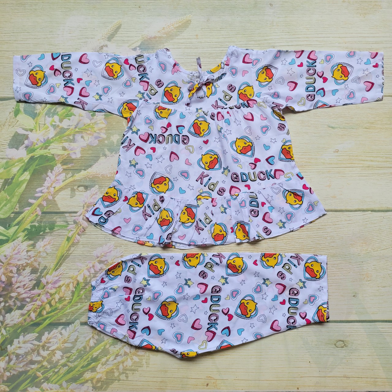 ĐỒ BỘ TÔN TAY DÀI BÉ GÁI SIZE 5