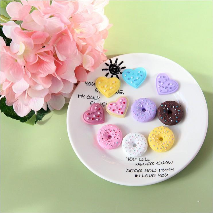 HN * Charm bánh donut rắc cốm đường cho các bạn trang trí vỏ ốp điện thoại, nhà búp bê, DIY