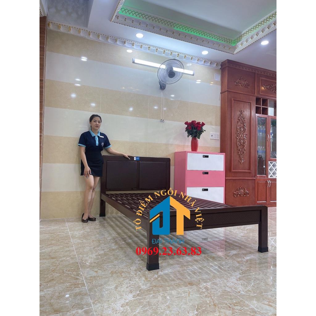 Giường sắt hộp kiểu gỗ – DT06
