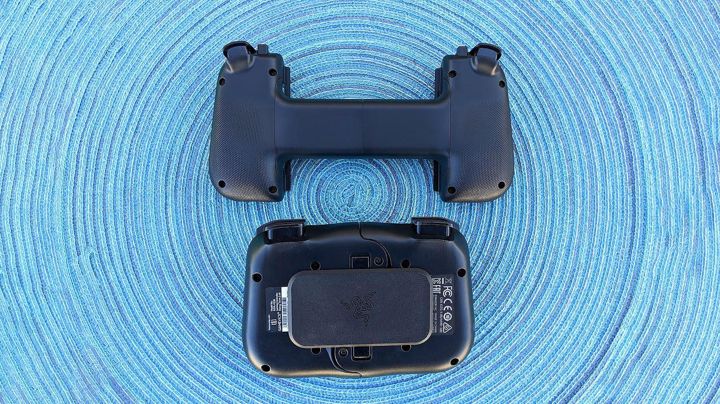 Tay cầm điện thoại Razer Kishi V2-Gaming Controller for iPhone_Mới, hàng chính hãng