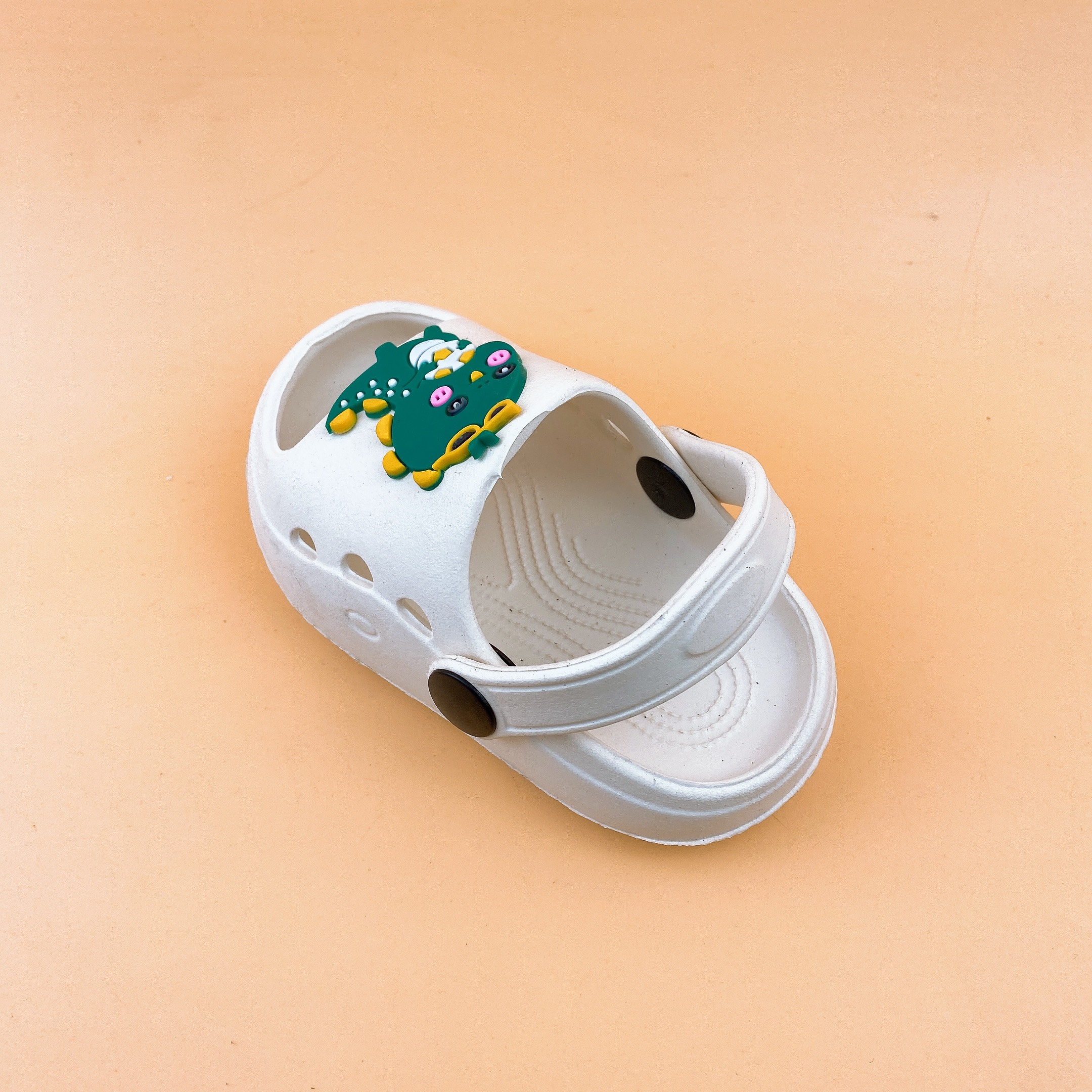 Dép hở mũi cho bé , sục cho bé trai bé gái sticker khủng long siêu nhẹ chống trơn trượt