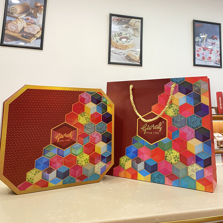 Hộp 4 Bánh Trung Thu Givral Tết Đoàn Viên 9 (150gr)